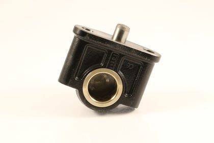 Yoke Bracket EC10-20, EC219-226, EC319-326 cast grease-free