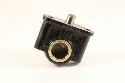 Yoke Bracket EC10-20, EC219-226, EC319-326 cast grease-free